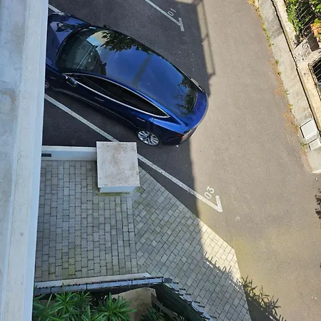 T1 Quartier Residentiel Ницца